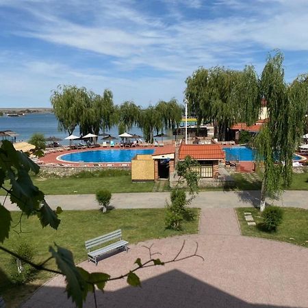 Morelux Boutique Hotel Kapchagay Eksteriør bilde