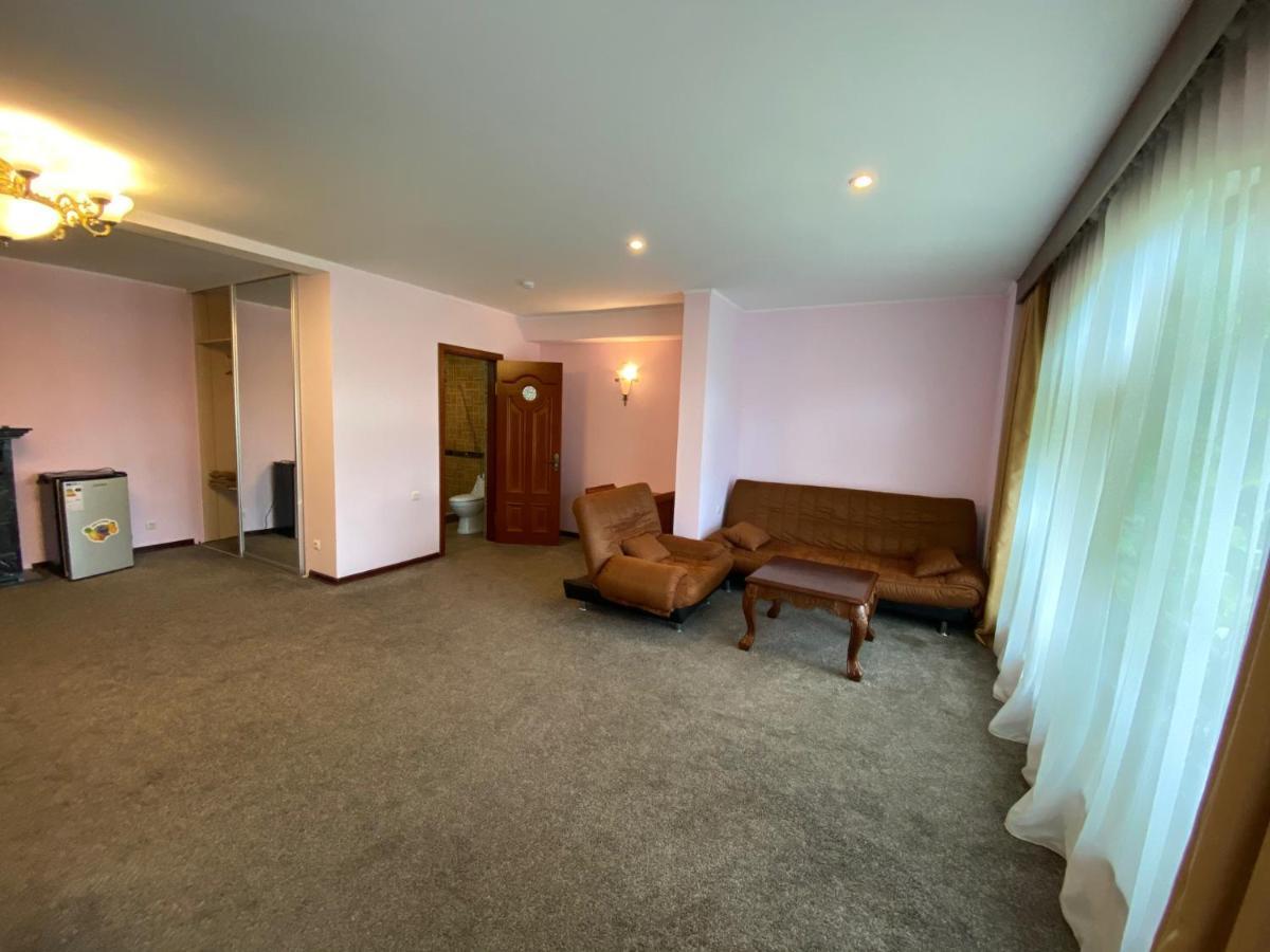 Morelux Boutique Hotel Kapchagay Eksteriør bilde
