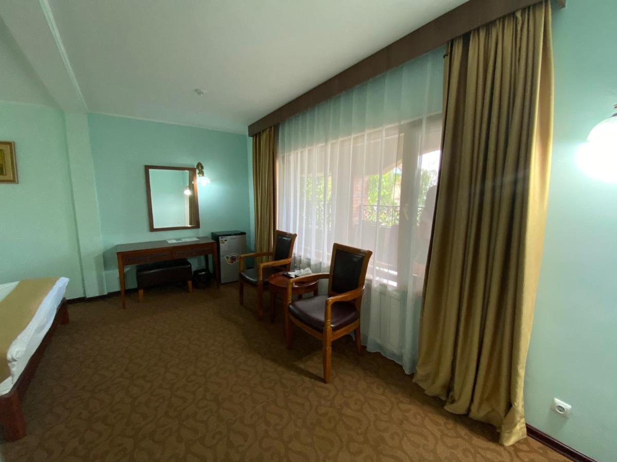 Morelux Boutique Hotel Kapchagay Eksteriør bilde